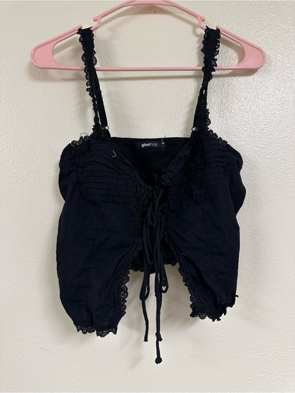 Gina Tricot Black Cropped Lace Trimmed Flyway Center Camisole Tank Top